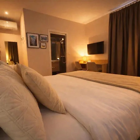 Les Maisons Du Perigord Rive Droite 3*